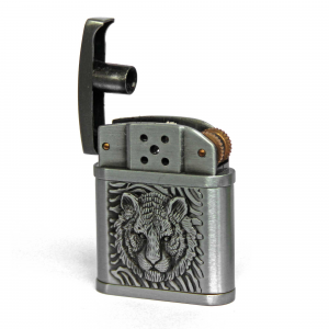 Бензиновая зажигалка Винтажная "Хозяин Амура" никель