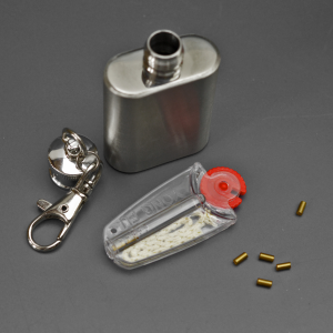 Заправка для бензиновой зажигалки: канистра стальная (30мл), бензин (100мл), фетиль (10см) и кремний (7шт)
